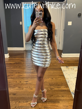 Load image into Gallery viewer, Red Carpet Event Mini Bubble Dress
