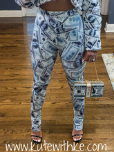 Load image into Gallery viewer, I&#39;m All About My Paper Leggings
